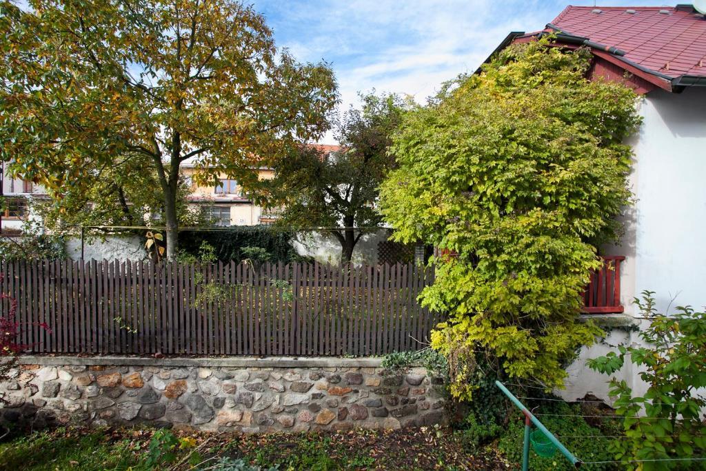 Penzion a restaurace Modrá růže Tábor Habitación foto
